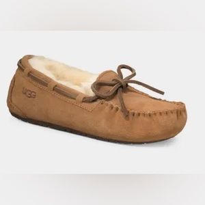 NWT UGG | Dakota Kids Moccasin Slippers, Size 6